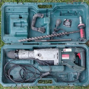 Lote anterior: Rotomartillo Metabo Profesional con Caja y Accesorios