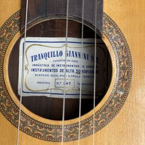 Guitarra Clásica Criolla Giannini con Cuerdas de Nylon - imagen 3