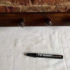 Perchero de Madera Rústico para Amurar con 4 Perchas - imagen 1
