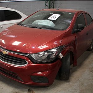 Lote siguiente: Chevrolet Onix Joy Rojo con Daños