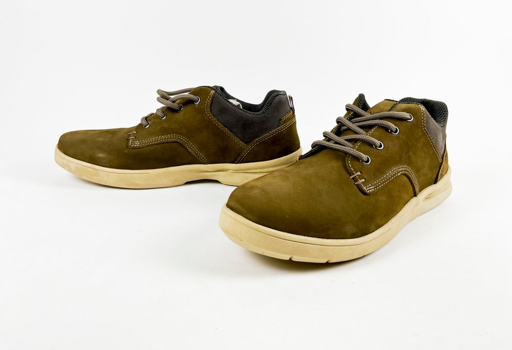 Lote siguiente: Par de Sneaker Zenit en venta