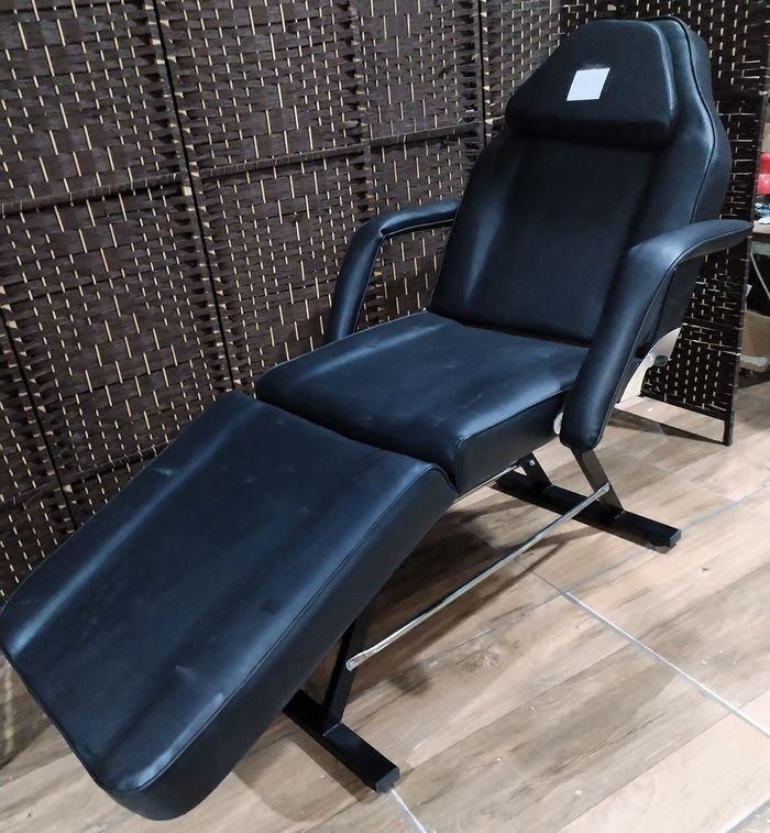 Item 16555 - Image 0