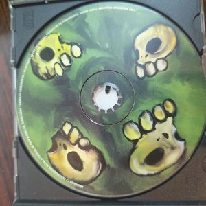 Álbum "Buena Suerte... Hasta Siempre" de Buitres (2001) - imagen 3