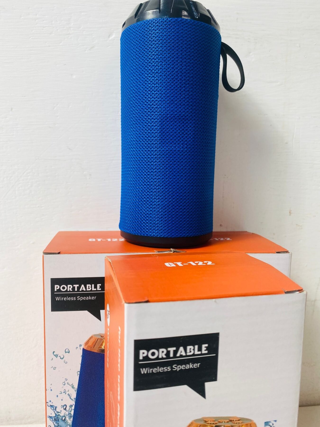 Item lote-x3-parlantes-con-cable-cargador - Image 1