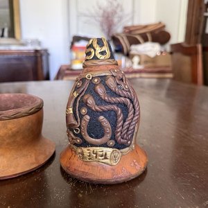 Mate y Posa Mate de Madera con Motivos Criollos y Gauchos - imagen 7