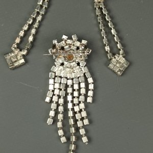 Conjunto de Joyería: Prendedor y Caravana con Strass Bañado en Plata, Caravana de Perlas Multicolor y Gemelos - imagen 6