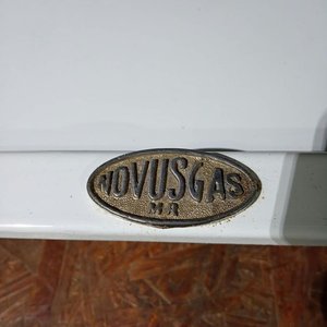 Churrasquera Eléctrica Novusgas Sin Uso con Cable - imagen 3