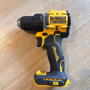 Lote anterior: Atornilladora Dewalt DCD 794 Atomic Compact Series 20V Brushless