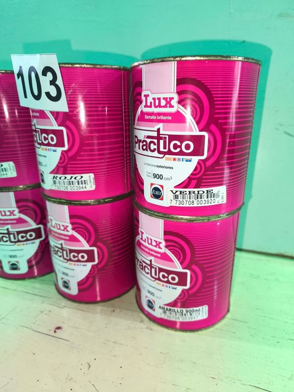Latas de esmalte brilhante en rosa - imagen 3