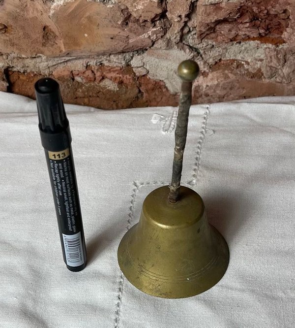 Campana de Bronce Antigua para Restaurar