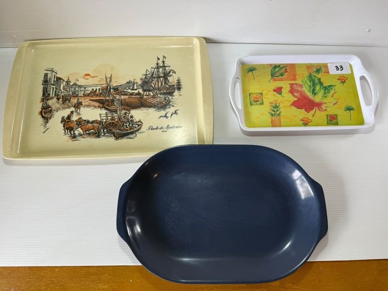 Set de 3 Fuentes de Melamina y Bandeja de Rattan