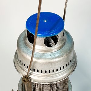 Primus a Bronce y Farol a Mantilla Gris Vintage - imagen 4