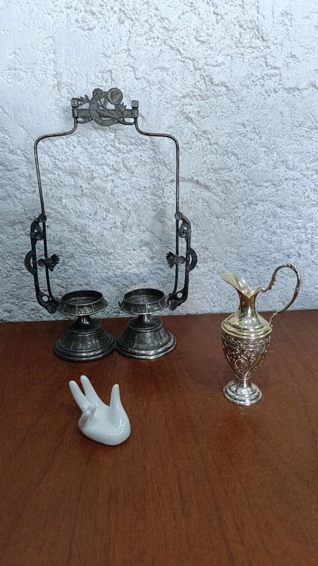 Soporte de Vinagrera y Aceitera Antigua con Florero