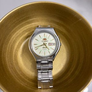Reloj Orient Automático Acero Inoxidable Esfera Dorada 3 Estrellas - imagen 2