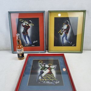 L 013 - Set De 3 Piezas - Set de 3 atractivos cuadros decorativos estilo silueta de artistas y pareja bailando, firmados 'Wuif', con vivos marcos de color - imagen 2