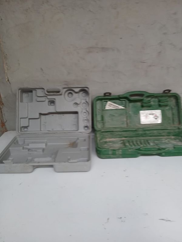 Valija Verde para Cortadora de Cerámica Rubi TS-40 y Valija Gris para Herramientas