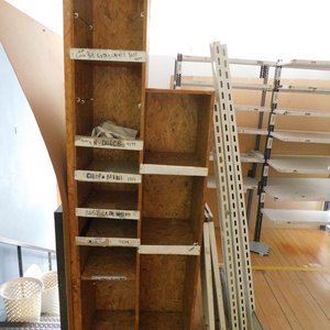 Estanteria de madera - imagen 2