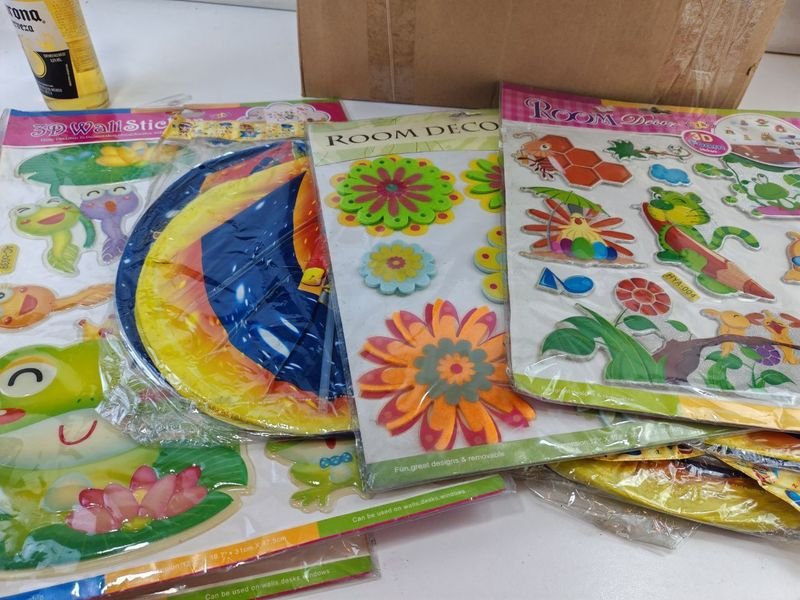 Lote de Artículos de Papelería en Excelente Estado - imagen 2