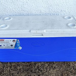Conservadora Coleman Xtreme 142 Litros con Asas y Portavasos - imagen 2