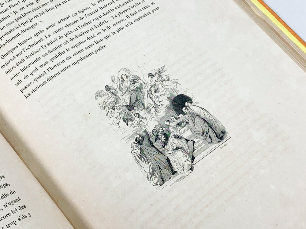 Libro antiguo con encuadernación de cuero y dorados - imagen 3