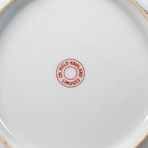 Plato Hondo de Porcelana Limoges con Flores y Guarda Dorada - imagen 4