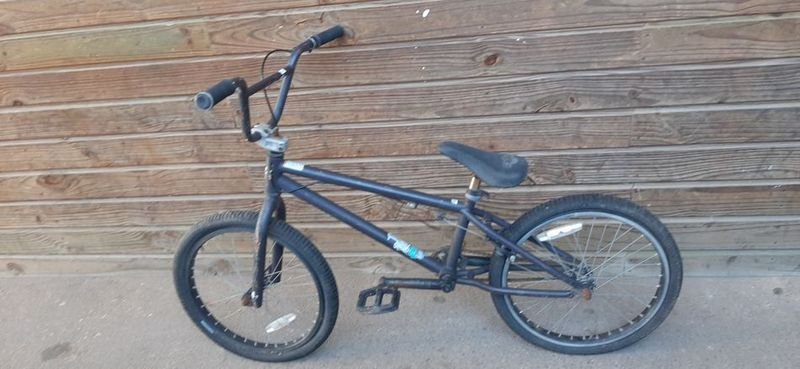 Lote siguiente: Bicicleta Niña/Niño Negra Rod. 20