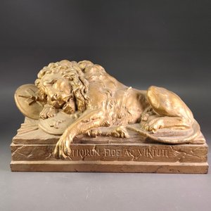 Figura León de Lucerna Bronceado Metal Buen Estado 9.5x23x13cm - imagen 2