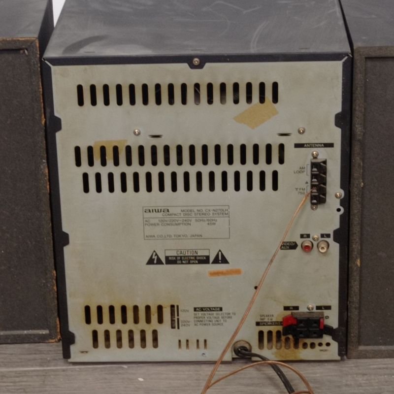 Equipo de música AIWA y cajas para parlantes vacías - imagen 5