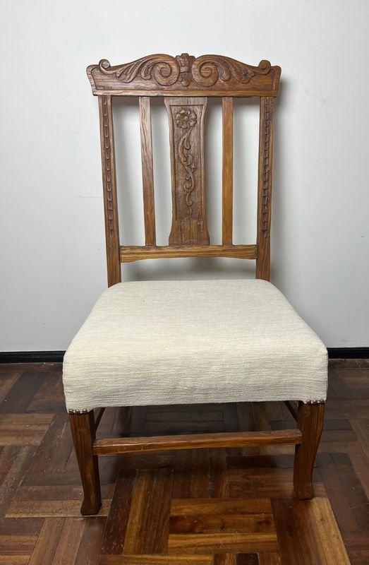 Silla Baja de Madera con Almohadón - imagen 6