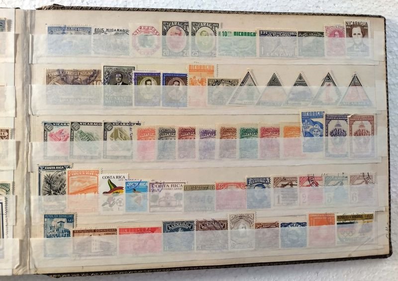 Colección de Sellos Postales Internacionales - imagen 6