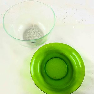 Dos Ensaladeras de Vidrio: Hialina y Verde - imagen 2