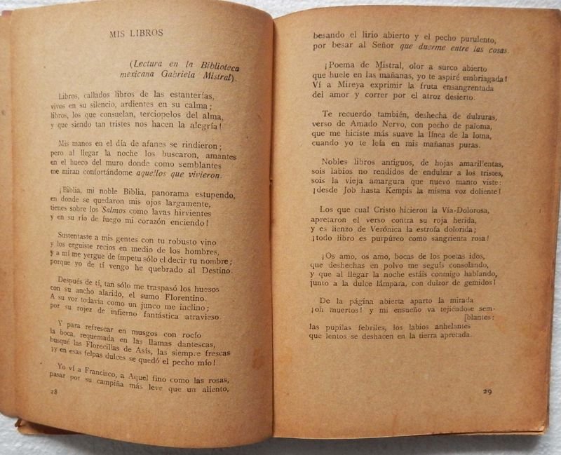 Libro de poesías y prosa de Gabriela Mistral - imagen 3