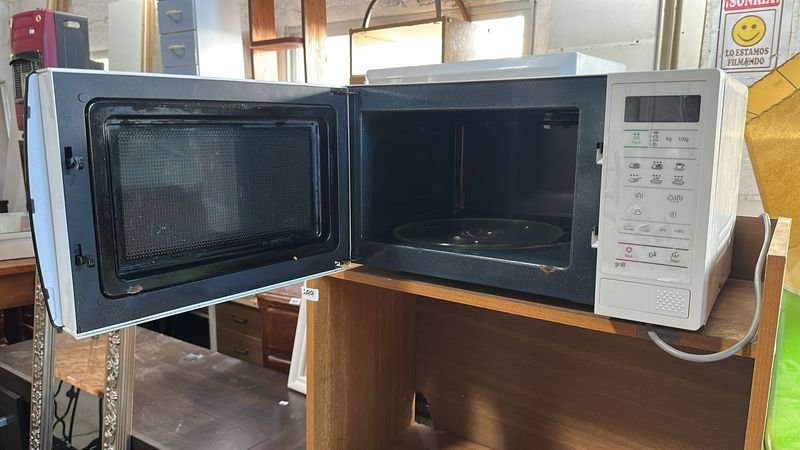 Microondas Samsung de buena calidad - imagen 2