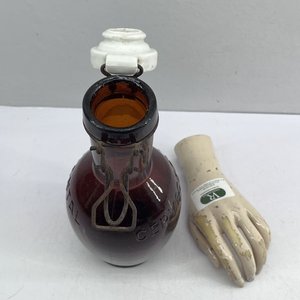 Botella Antigua Cervecería Oriental Alemana con Tapón de Porcelana - imagen 3