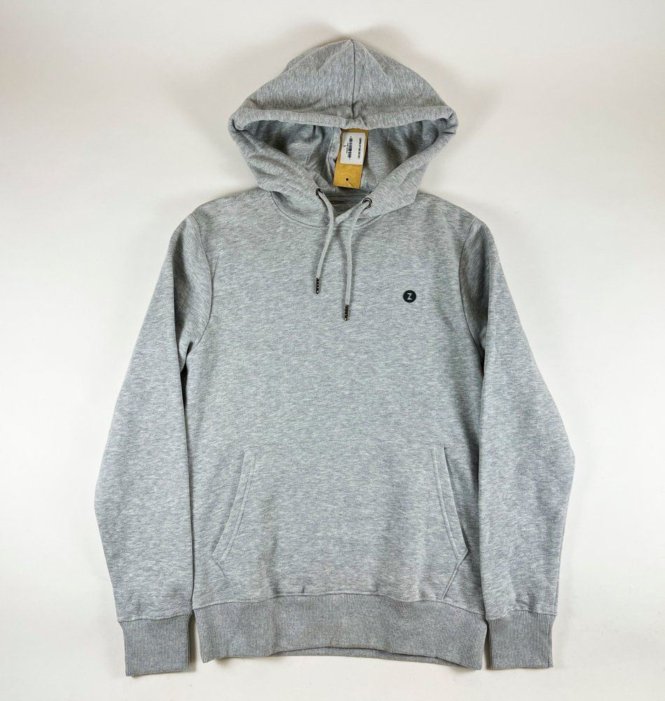 Lote siguiente: Canguro Zenit color Gris, talle S. - Ropa de moda
