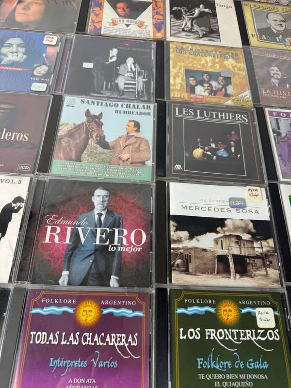 Colección de 42 CDs de Tango, Folclore y Canto Popular Argentino - imagen 6