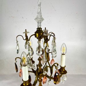 Lámpara de Mesa Girandole en Bronce Labrado con Cristales y Tres Luces - imagen 3