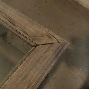 Par de Mesas Laterales de Madera con Tapa y Estante de Vidrio - imagen 2