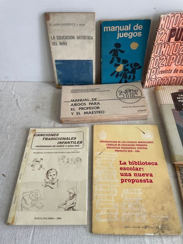 Lote de Libros Pedagógicos Infantiles: Manual del Profesor, Canciones, Juegos y Artes