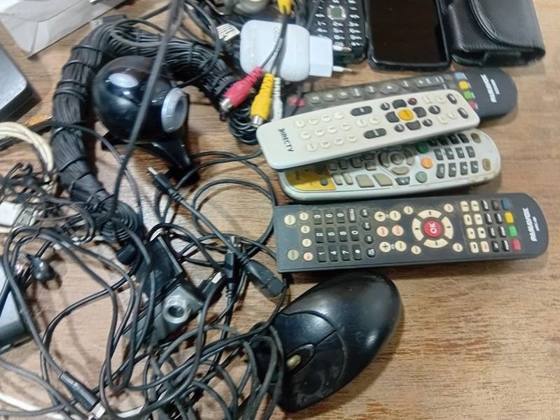 Gran Lote de Informática y Accesorios - imagen 3