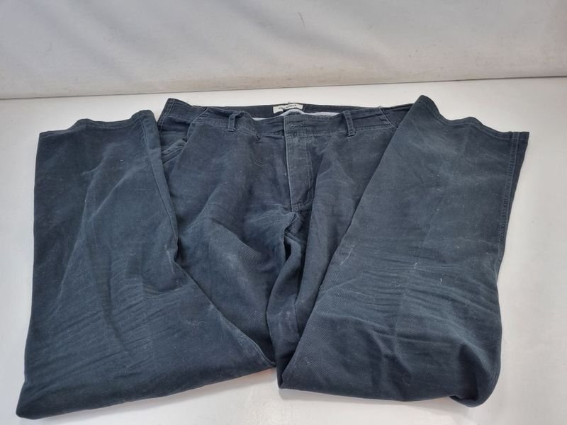 Item 889976 - Image 8