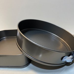 Set de 3 Moldes Desmontables para Repostería: Corazón, Cuadrado y Redondo - imagen 7