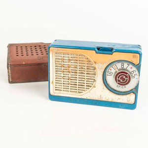 Radio Spica Transistor SIX con estuche simil cuero. - imagen 2