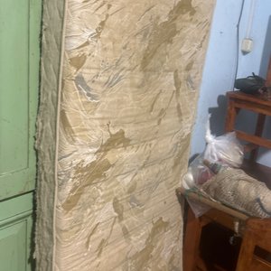 Lote siguiente: Colchón "Polifón" Desgastado