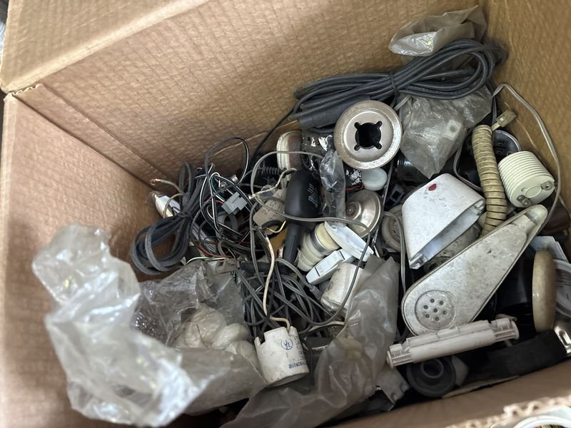 Componentes electrónicos y accesorios en venta - imagen 3