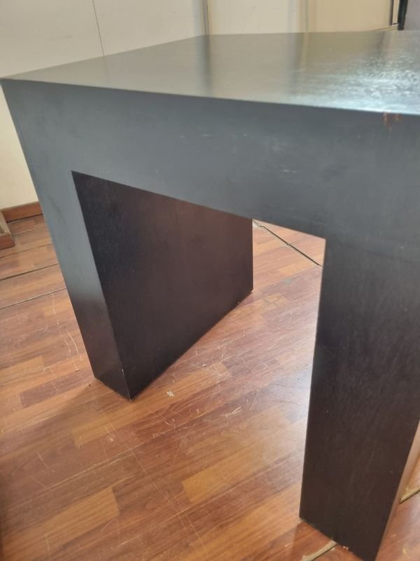 Mesa Rodante Tipo Stand en Madera - imagen 5