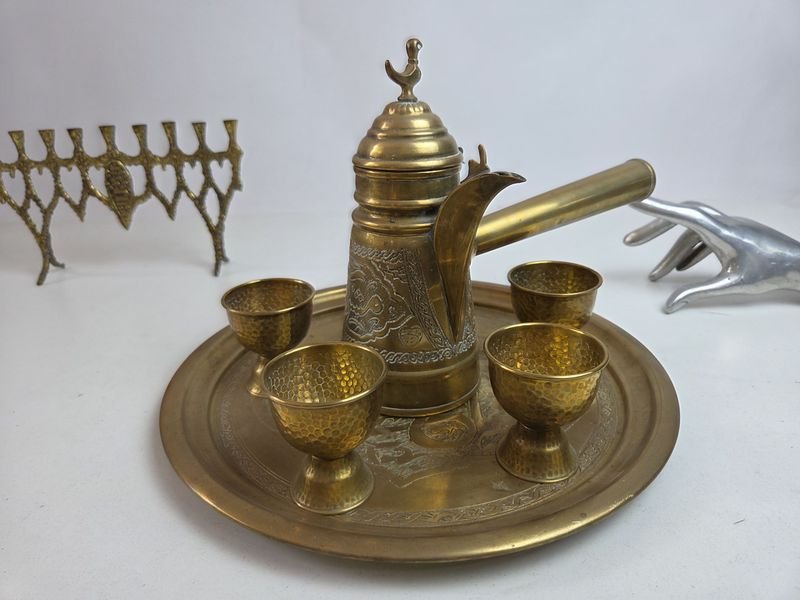 Juego de té o café de bronce con menorá judía - imagen 4