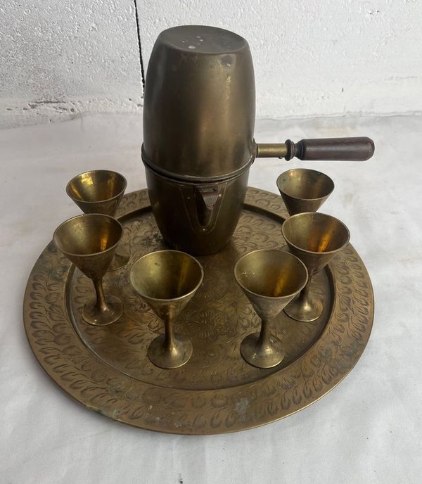 Juego de Café Turco en Bronce con Cafetera, 6 Copas y Bandeja Cincelada - imagen 1
