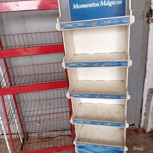 Estantería Metálica, Exhibidores y Góndola de Tienda - imagen 2