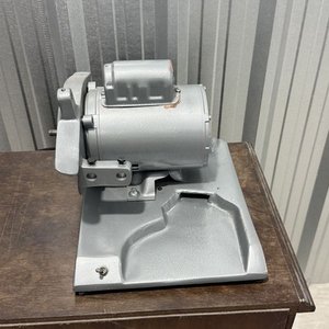 Motomoladora / Afiladora de Banco Motorizada Robusta - imagen 5
